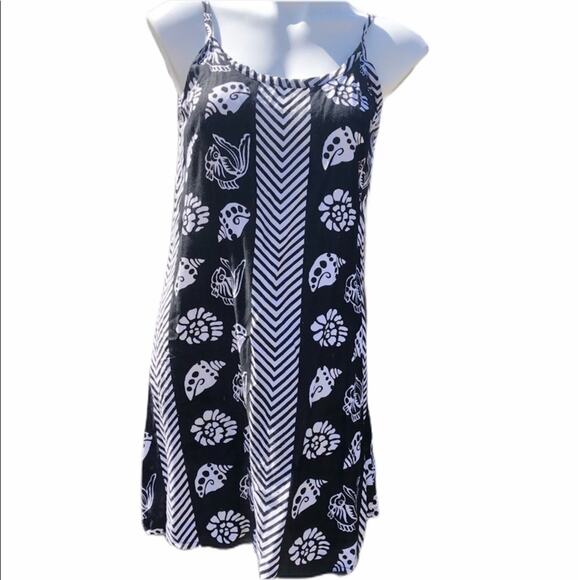 Peppermint Bay black white shell print spaghetti strap sundress size medium - Picture 1 of 4
